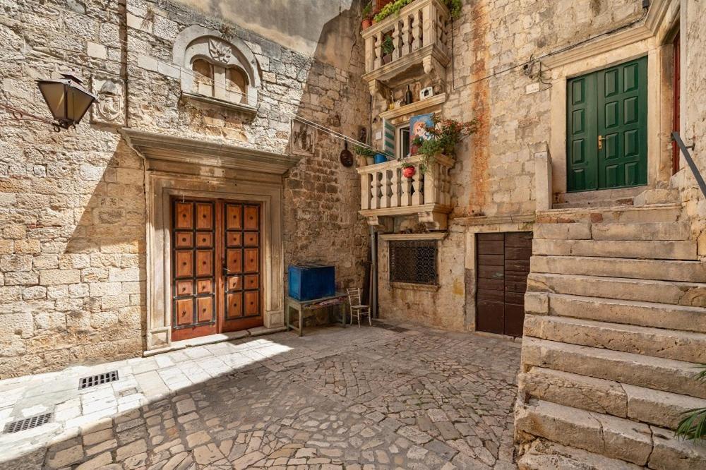 Luxury Apartment Aria تروغير المظهر الخارجي الصورة