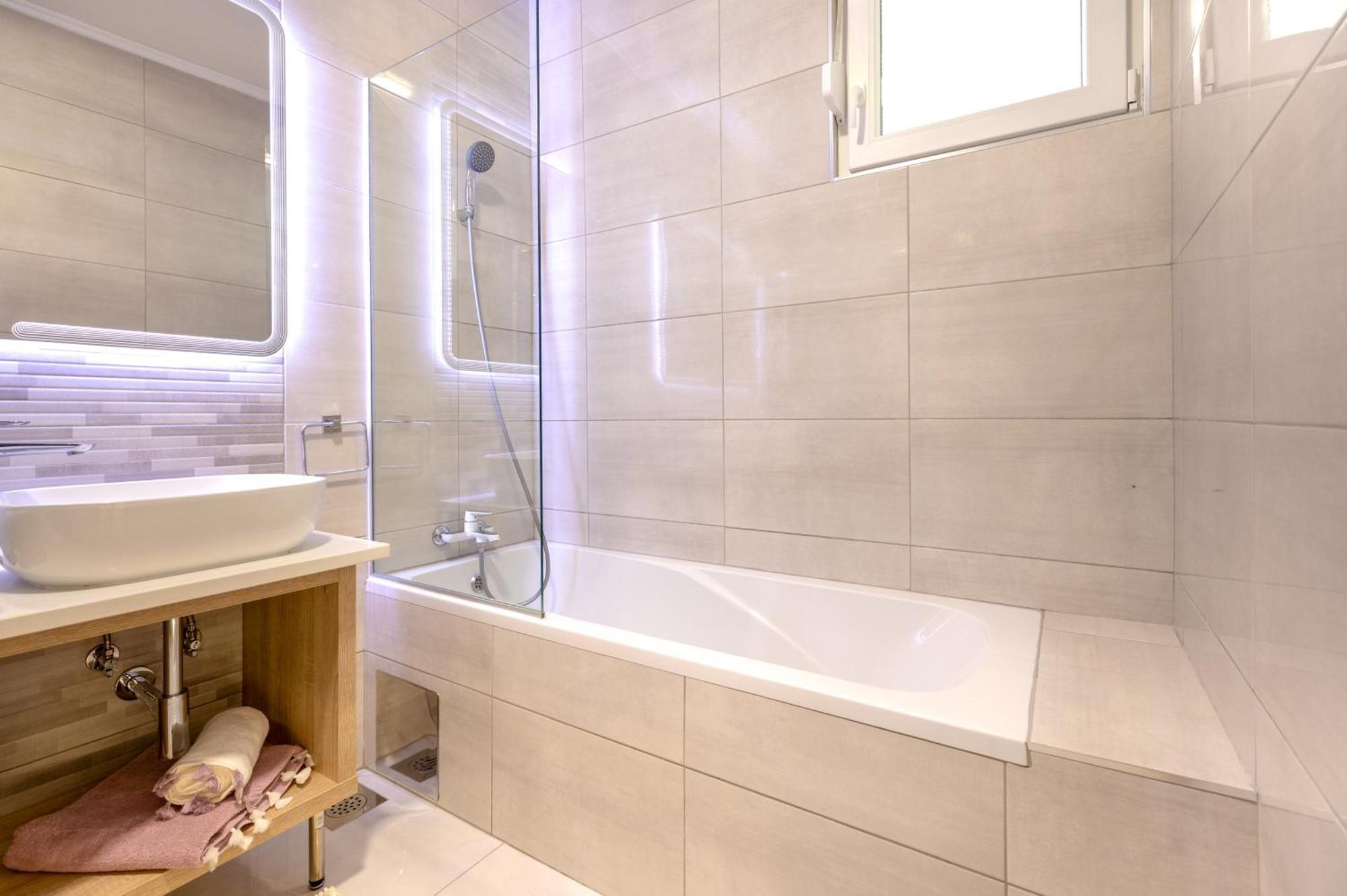 Luxury Apartment Aria تروغير المظهر الخارجي الصورة