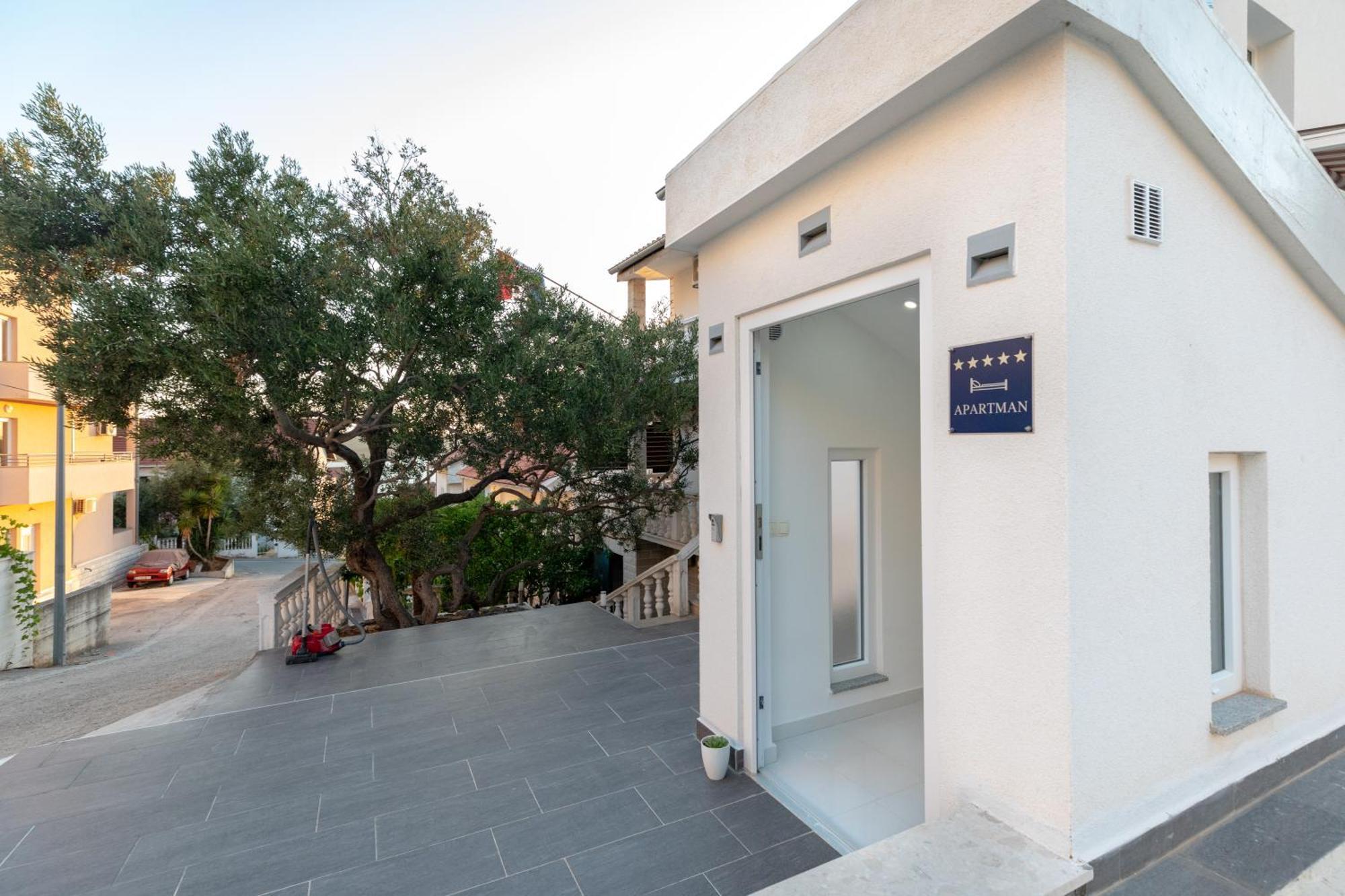Luxury Apartment Aria تروغير المظهر الخارجي الصورة